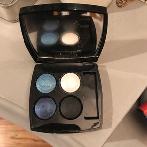 Chanel eyeshadow quad (tissé jazz)